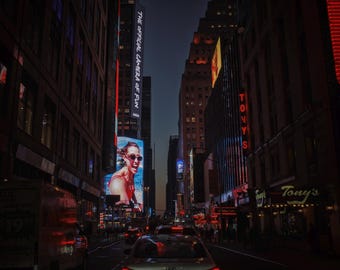 Street Photography Wall Art, Manhattan Street Scene Print, Modern City Photography, NYC Street Photo, New York Wall Art