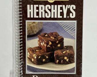 Nuevo libro de cocina vintage de Hershey's con recetas clásicas de brownies y más galletas de chocolate.