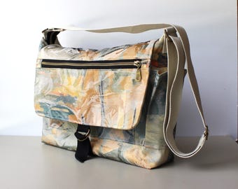 Retro canvas Messenger Bag: Laptop, Travel, and Student Crossbody