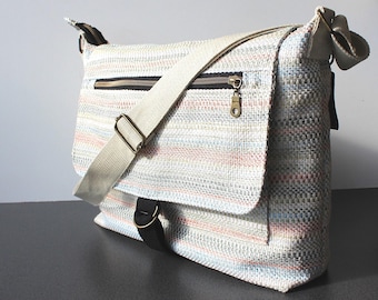 Bolso bandolera de lona: Bolso bandolera para portátil hecho a mano