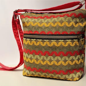 every day bag, cross body bag. hand bag, purse, small tote, small project bag, shoulder bag,