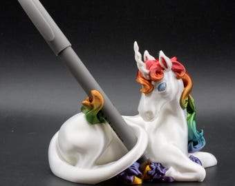 Rainbow "Magic" Unicorn Pen Holder – 3D Printed Fantasy Desk Organizer