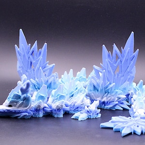 Articulated Winter Dragon with Snowflake Tail – Adult Fantasy Ice Dragon Figure