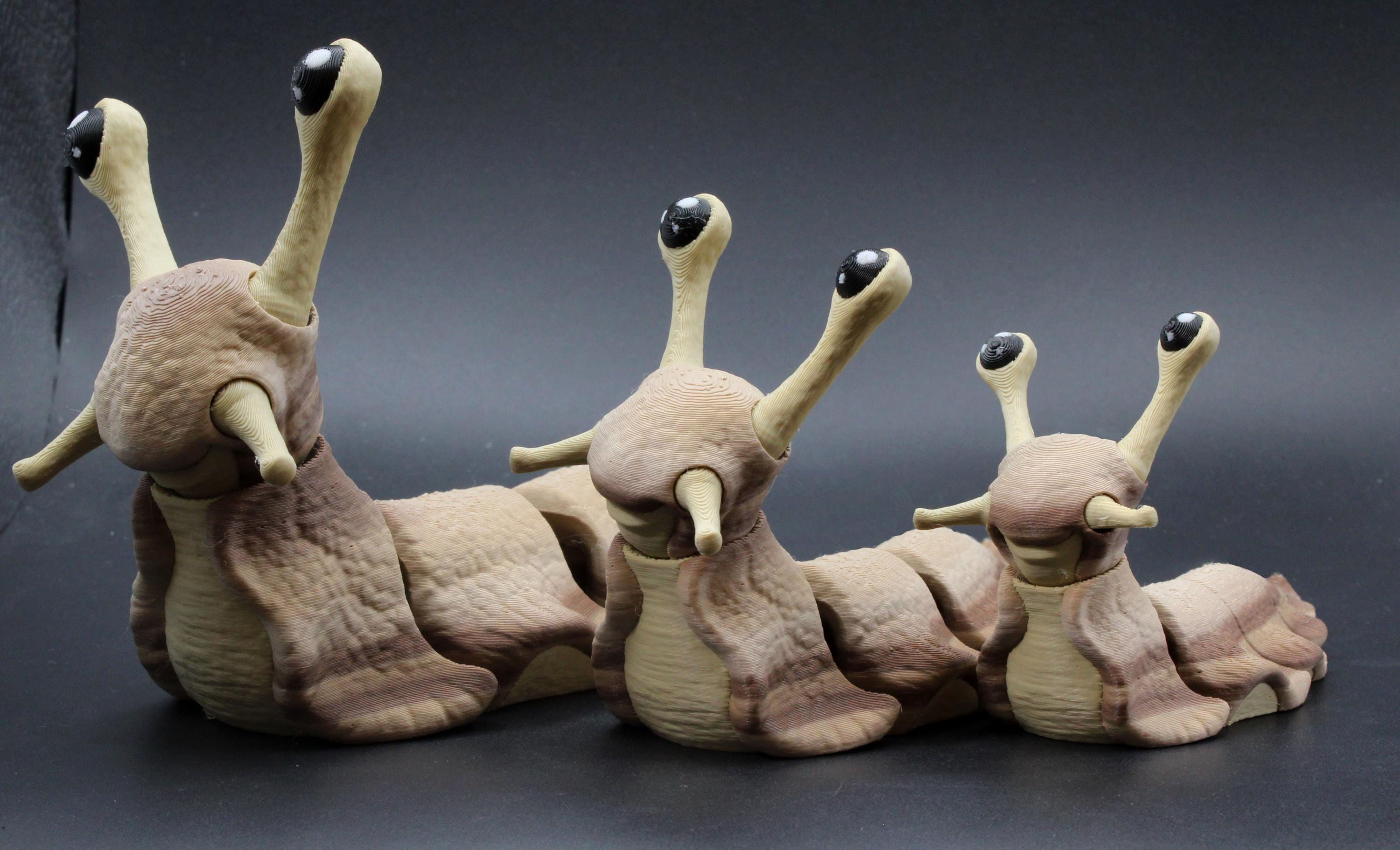 Desk Slug 3D Printed Articulated Slug Figurine – Poseable Desk Companion, Unique ...