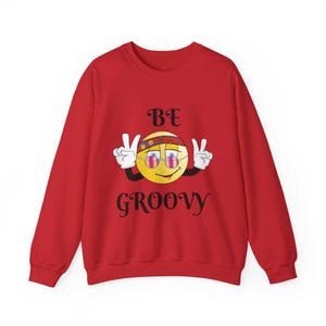 Smiley Face Be Groovy Sweatshirt, Hippie Vibe Jumper, Happy Face Sweater, Retro Groovy Hoodie, 70s Style Clothing, Unisex Sweatshirt