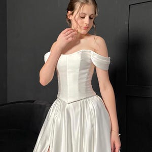 Renaissance Satin Wedding Dress with Unique Corset Bodice, High Slit and Train, Victorian Fairy Wedding Dress, Low Waist Basque Corset Dress