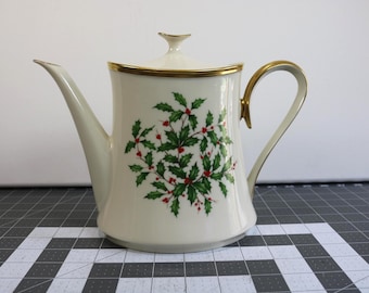Vintage Lenox Holiday Holly Berries Coffee/Tea Pot.