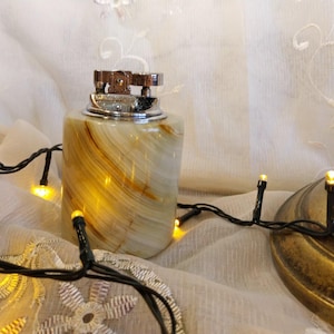 Onyx Table Lighters