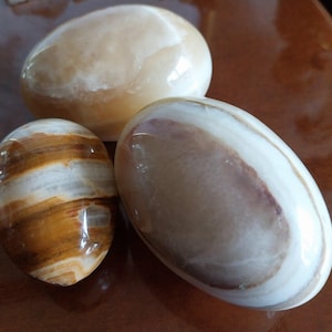 A set of 3 Marble Eggs/Vintage Natural Real Agate Marble/Easter eggs/Natural stone eggs/Alabaster Easter Egg/Collectible Easter Egg Gift