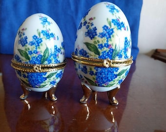 Lot of 2 Vintage Limoges Porcelain Eggs Trinket Box: Floral Gold Gilt Décor (2 sizes), Vintage Easter Box Candy, Porcelain Spring Décor Gift