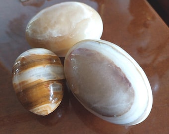 Vintage Large Marbled Onyx Eggs Easter Ornaments, Set of 3,  Polished Marble Eggs Set, Vintage Alabaster Easter Décor, Alabaster Eggs Set