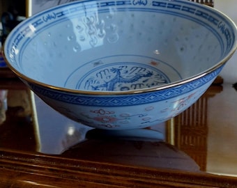 Bol azul y blanco de 20 cm pintado a mano, bol chino con dragón, vajilla china azul de porcelana con diseño de grano de arroz, bol chinoiserie de Jingdezhen.