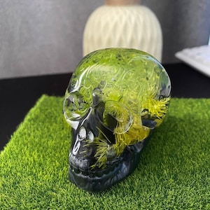 Epoxy Resin Skull with Real Dried Flowers, Halloween Decor, Unique Handmade Home Decor