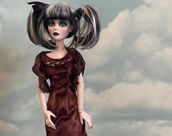 Evangeline Ghastly vestido bronceado