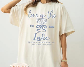 Personalisiertes Braut-Shirt, zukünftige Frau T-Shirt, Junggesellinnenabschieds-Komfortfarben, kundenspezifisches Verlobungsgeschenk, Braut, die bereit T-Shirt ist