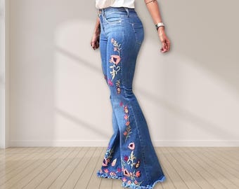 Embroidered Flared Jeans: High Stretch Denim, Elegant Casual Style