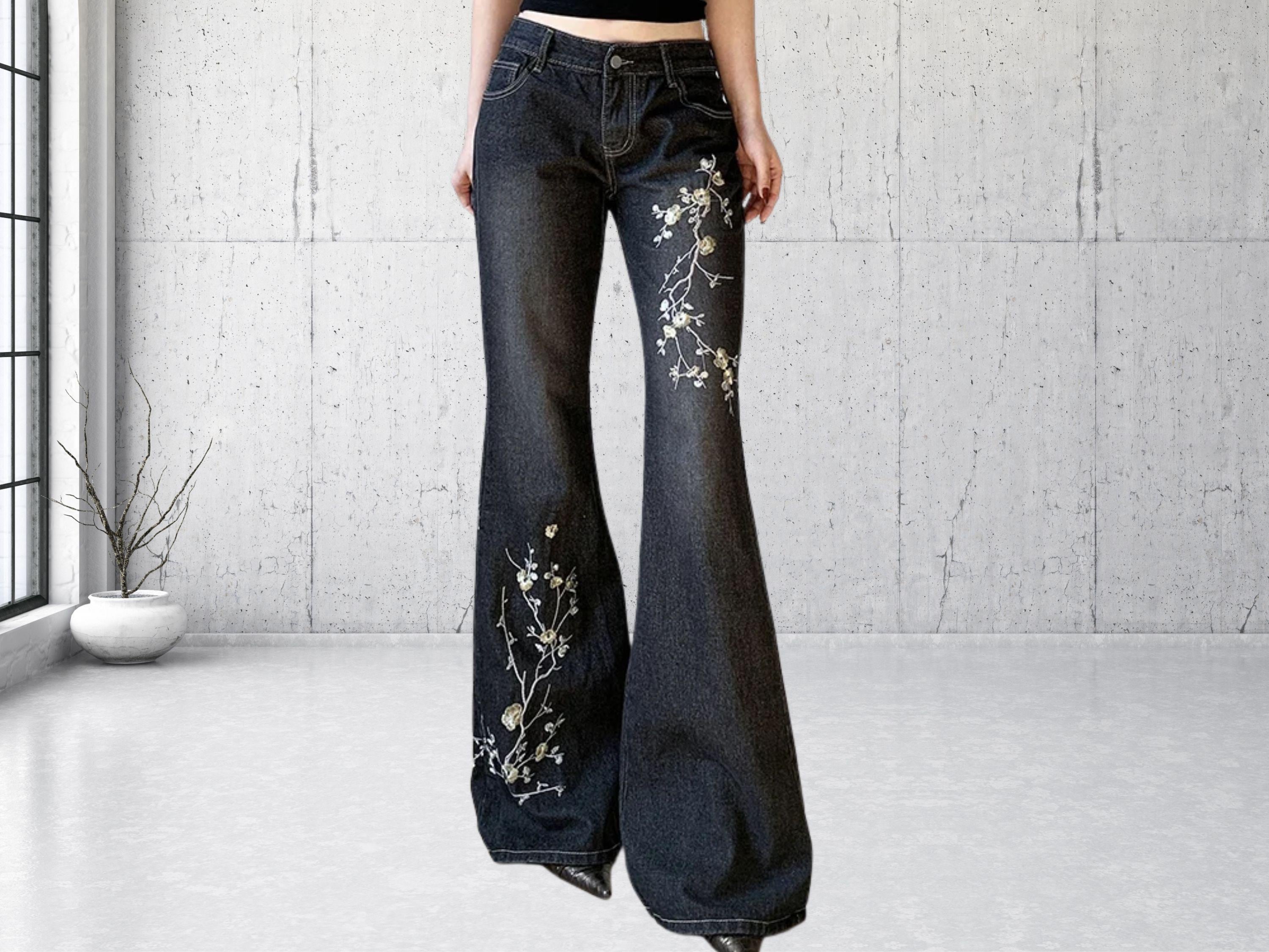 パンツ archive grunge y2k Flower  flare denim Y2K Floral Graphic Flare Jeans (S) – Holy Thrift
