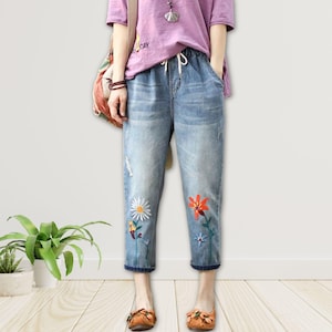 Geborduurde haremjeans met bloemen: boho zomerdenim voor dames