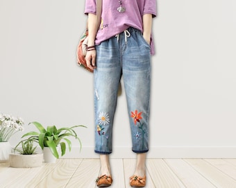 Floral Embroidered Harem Jeans: Women&#39;s Boho Summer Denim