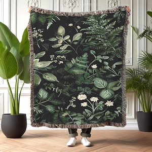 Forest Woven Blanket, Dark Green Forest Leaf Pattern Tapestry, 100% Cotton, Fringed Edges, Forestcore & Cottagecore Decor, Forestcore Gift