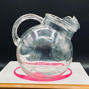 RARE Vintage Anchor Hocking Tilted Ball Jug Pitcher – Clear Glass Mid-Century Ice Lip Design | Retro Kitchen Decor, Father’s Day Gift