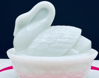 Westmoreland Milk Glass Swan Covered Dish | Vintage Nest Bowl | Cottagecore Spring Decor
