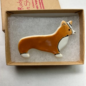 Pembroke Corgi Pin & Gift Box, corgi mom gift, corgi dad gift, corgi lover get, new pet gift, queens dog, dog lovers gift, dog lover jewelry
