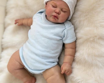 24” Reborn Dolls Weighted Realistic Newborn, Mother’s Day Gift for Mom, Lifelike Baby Doll with Soft Cloth Body