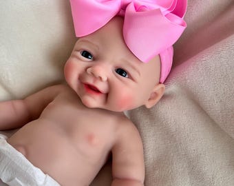 Muñeca bebé reborn de silicona de cuerpo completo de 45 cm (18 pulgadas), muñeca recién nacida suave y bañable.