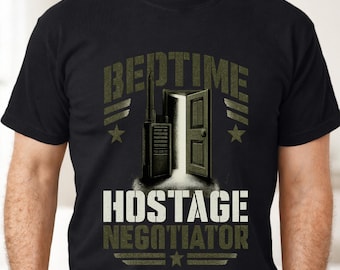Shirt voor onderhandelaar gijzelaar voor het slapengaan, grappig cadeau peuter vader, tactisch vaderschap T-shirt, shirt vader slaaptekort, T-shirt ouderschap humor