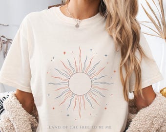 Positief 4 juli-shirt, shirt patriottische geestelijke gezondheid, Land of the Free to be Me, Boho Sun-shirt, boho Amerikaanse vlag zelfliefde cadeau