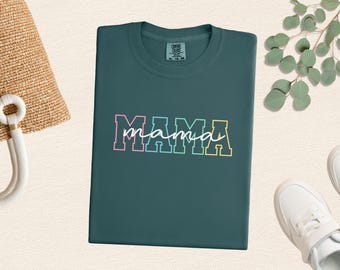 Koszulka retro preppy mama, kolorowa koszulka uniwersytecka, pierwszy prezent na Dzień Matki dla niej, modne pastelowe ubrania dla matek, wygodne kolory