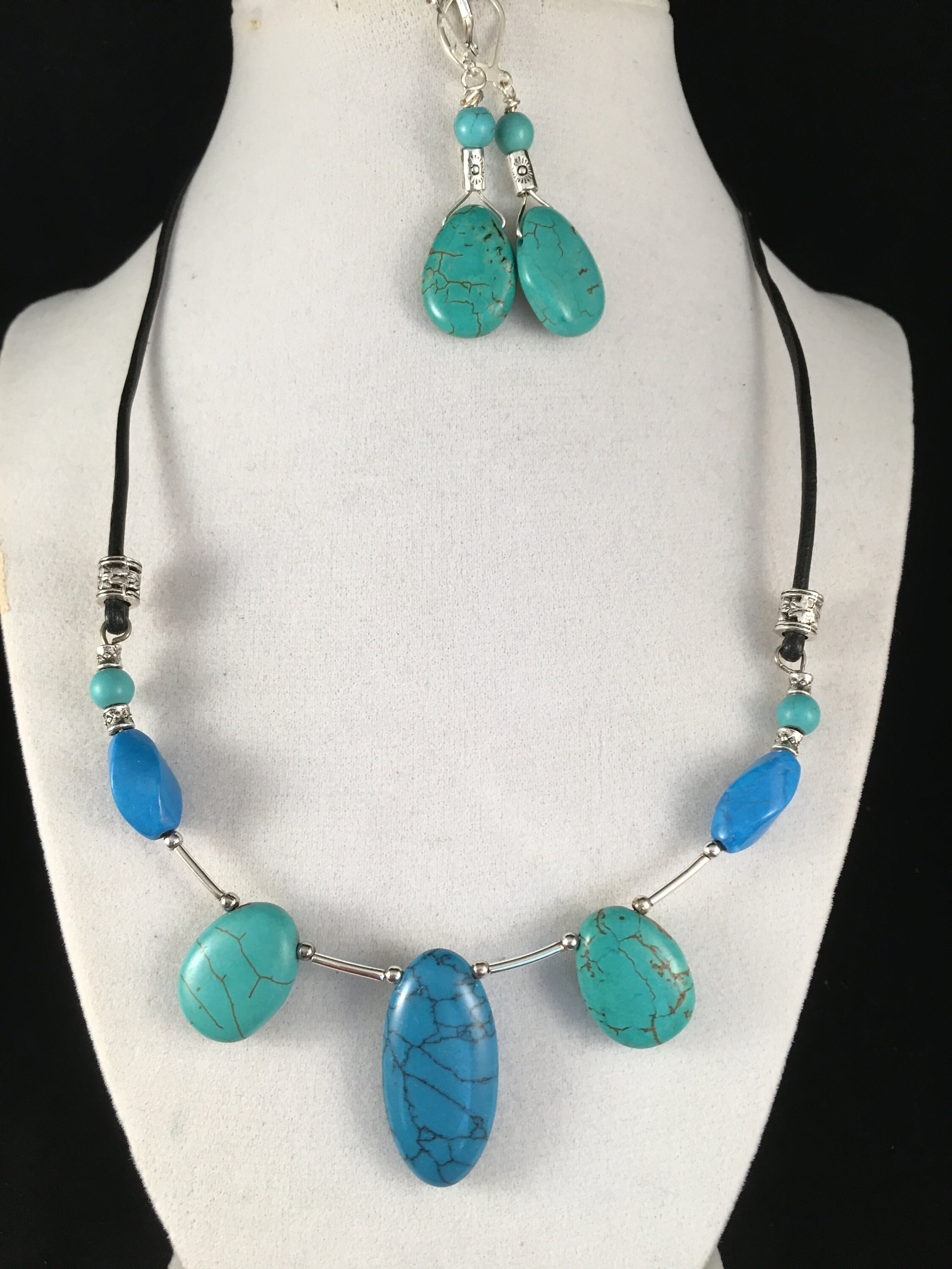 社交ダンス　イヤリングとネックレスのセット　ターコイズブルー✖️ホワイト 61MJB5MyzuL.jpg