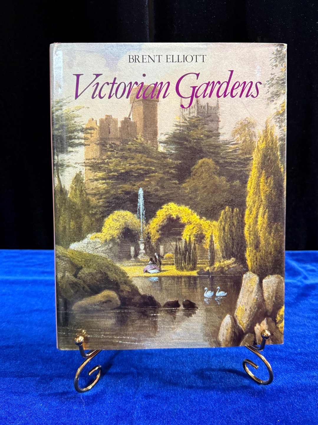 1986-victorian-gardens-by-brent-elliott-first-edition-a-deep-dive