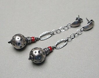 Earrings - oxidized sterling silver 925 with red coral,  earrings with balls, handmade jewelry, raw earrings, long earrings, chain
