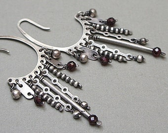 Earrings - oxidized sterling silver 925 and garnet, handmade jewelry, long earrings, chain, raw earrings, modern earrings