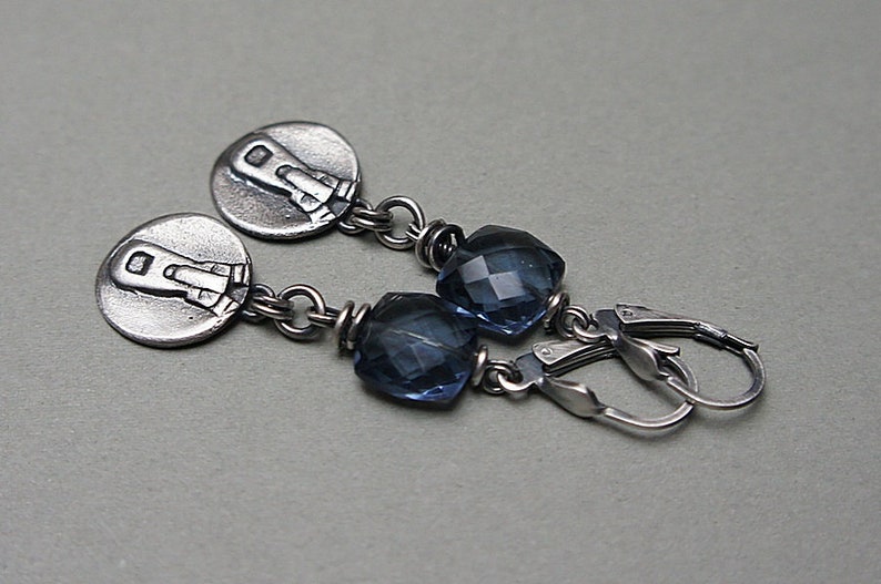 Earrings oxidized sterling silver 925, quartz London blue, earrings with beads, handmade jewelry, raw earrings, avant-garde, ZIP fastener image 3
