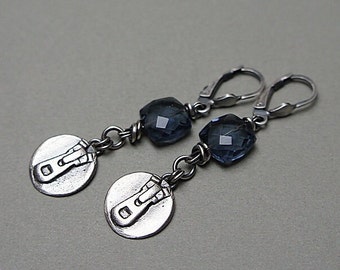 Earrings - oxidized sterling silver 925, quartz London blue, earrings with beads, handmade jewelry, raw earrings, avant-garde, ZIP fastener