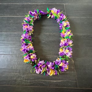 Purple with Yellow Ribbon Deluxe Lei with Kukui Nut Bead