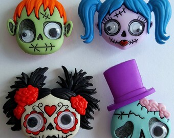 MICKEY MINNIE HALLOWEEN HATS Disney Wizard Witch Pirate Vampire Craft Buttons