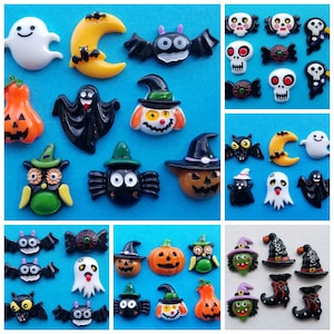 Peut inclure: Assortiment de décorations en résine sur le thème d'Halloween, comprenant des fantômes, des chauves-souris, des citrouilles, des araignées, des hiboux, des sorcières et du maïs sucré. Les décorations sont colorées et détaillées, avec diverses expressions et motifs.