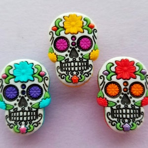 Craft Buttons SUGAR SKULLS Tattoo Day of the Dead Calavera Halloween Dress It Up Sewing Jewellery Card Making