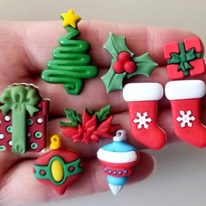 Artisanat de boutons ACCROCHÉ AVEC SOIN Décorations d'arbre de Noël Boules de Noël Baies de houx Cadeau Boîte-cadeau Fabrication de cartes Couture Tricot Scrapbooking