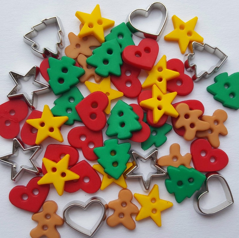 Itty Bitty CUT OUT COOKIES Gingerbread Tree Heart Star Dress It Up Craft Buttons
