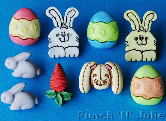 EASTER PAINTED EGGS Craft Buttons Novelty Chocolate Bright Food Sweets Children