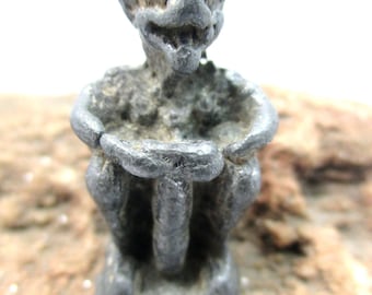 etnico raro vintage vecchio muay thai thai boxe amuleto asiatico hanuman signore della scimmia miniatura custodia in acciaio ciondolo