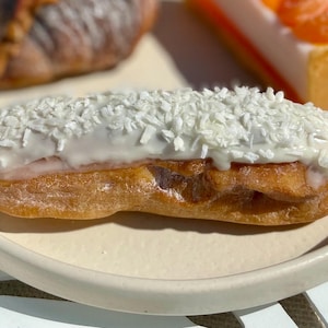 Éclair Soap Rafaello – Fake Dessert Soap Bar