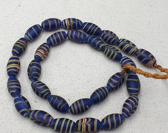 Collier Ancien En Perles De Verre à Plumes - Style Artisanal - Marque East Oasis - Occasion Porté - Très Original !