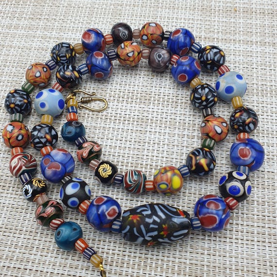 Collier De Perles En Verre Multicolore Inspiration Vénitienne 9 Mm - Fait Main Népal - Occasion