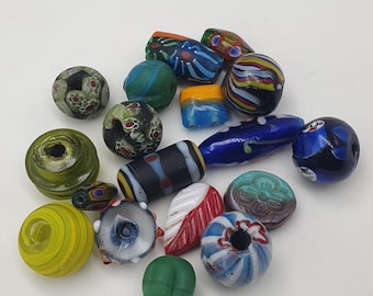Lot Of 18 Mix Venetian Style Vintage Glass Beads Lot